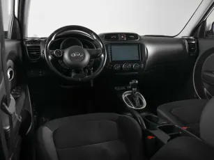 Kia  6