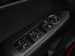 Hyundai  11