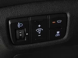 Hyundai  10