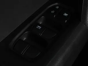 Hyundai  12