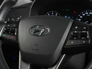 Hyundai  13