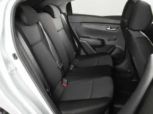 Kia  12