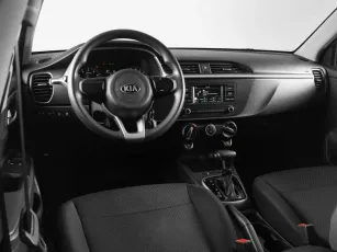 Kia  6