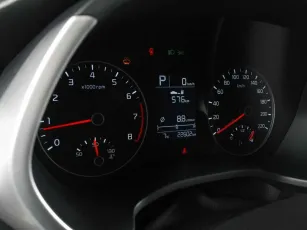 Kia  8