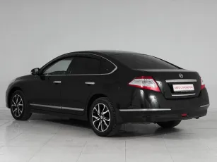Nissan  4