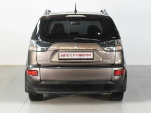 Mitsubishi  5