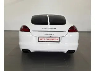 Porsche  4