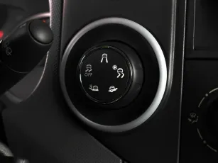 Peugeot  9