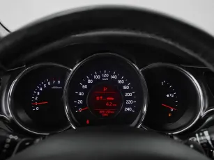 Kia  11
