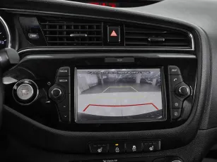 Kia  16