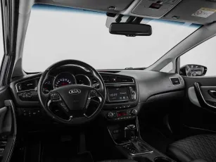Kia  7