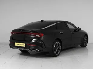 Kia  6