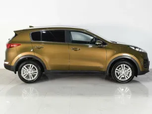 Kia  4