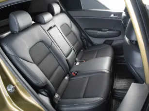 Kia  9