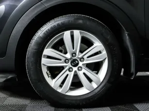 Kia  10