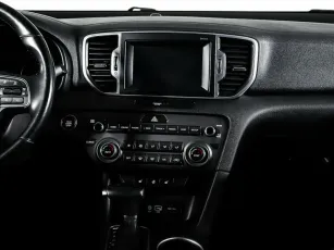 Kia  16