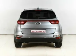 Kia  4