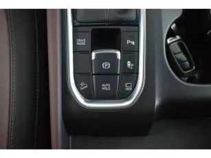 Hyundai  10