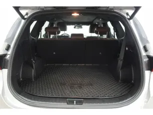 Hyundai  12