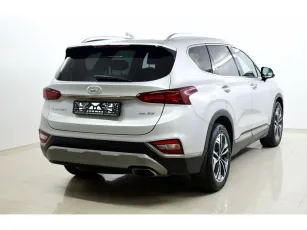 Hyundai  4