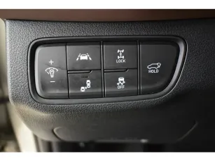 Hyundai  8