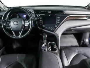 Toyota  6