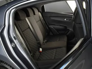 Kia  9