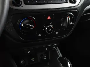 Hyundai  8