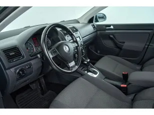 Volkswagen  12