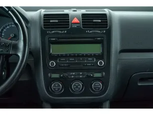 Volkswagen  8