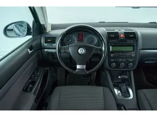 Volkswagen  9