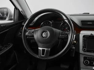 Volkswagen  10