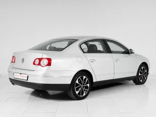 Volkswagen  6