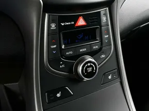 Hyundai  8