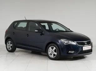 Kia  3