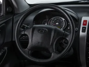 Hyundai  13