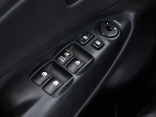 Hyundai  15