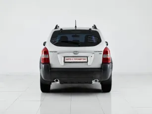 Hyundai  6
