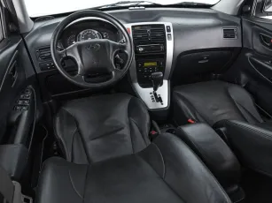 Hyundai  8