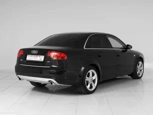 Audi  6