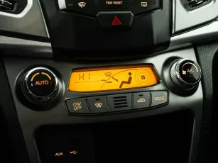 SsangYong  10