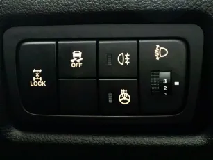SsangYong  12