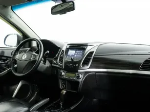 SsangYong  5