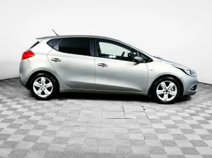 Kia  4