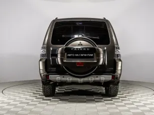 Mitsubishi  4