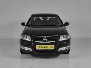 Nissan  2
