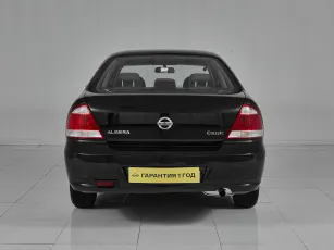 Nissan  5