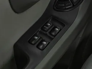 Hyundai  11