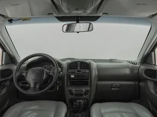 Hyundai  8