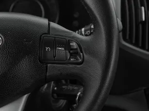 Kia  12